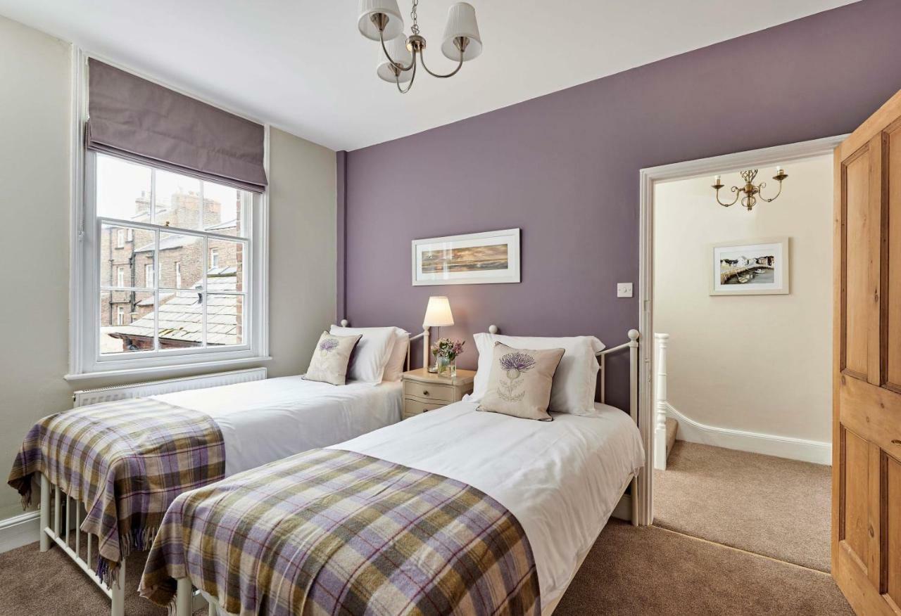 Harbour House Villa Whitby Ngoại thất bức ảnh